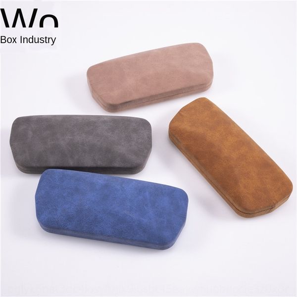 high-end fashion puyang ba pattern leather case case iron glasses optical myopia plate glasses box iron box, Blue
high-end fashion puyang ba pattern leather case case iron glasses optical myopia plate glasses box iron box, Blue