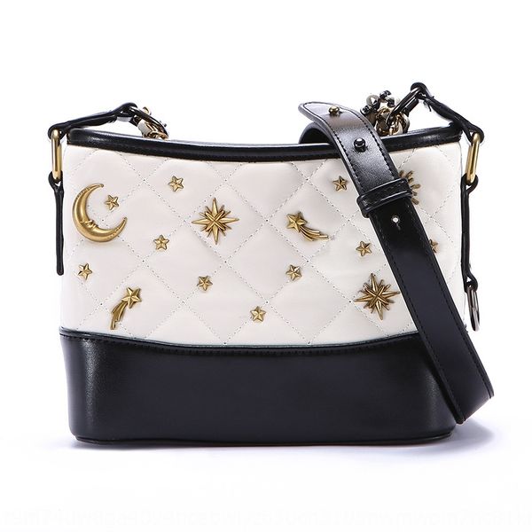 2020 new star c k female diamond grid soft side single shoulder crossbar pu small square diamond small square bag women's bag, White
2020 new star c k female diamond grid soft side single shoulder crossbar pu small square diamond small square bag women's bag, White