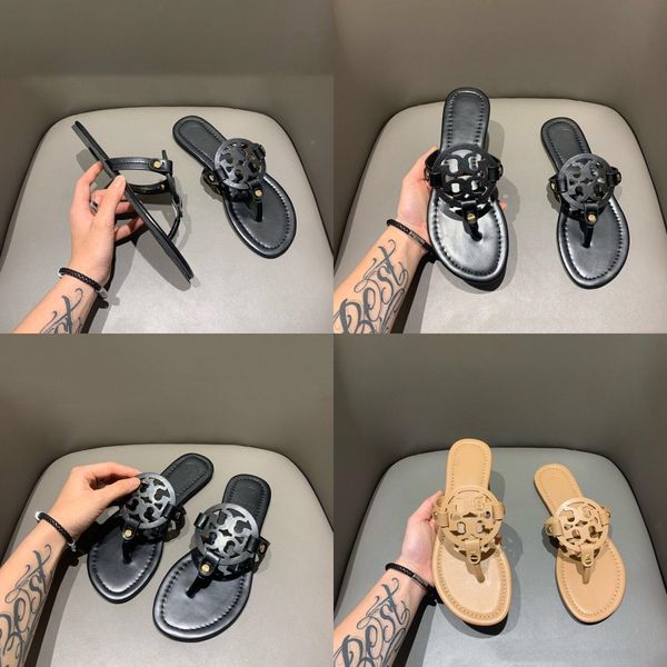 ladies new flip-flop sandals, simple sheepskin shoes, three-dimensional snakelike metal buckle flat sandals original packaging#114, Black
ladies new flip-flop sandals, simple sheepskin shoes, three-dimensional snakelike metal buckle flat sandals original packaging#114, Black