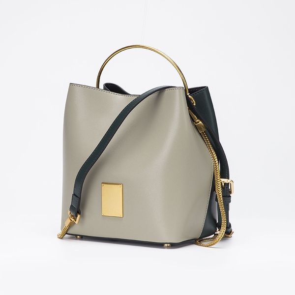 2020 contrast bucket cross-body shoulder leather women's cow leather bag 2020 new hipster chain square sling bag
2020 contrast bucket cross-body shoulder leather women's cow leather bag 2020 new hipster chain square sling bag