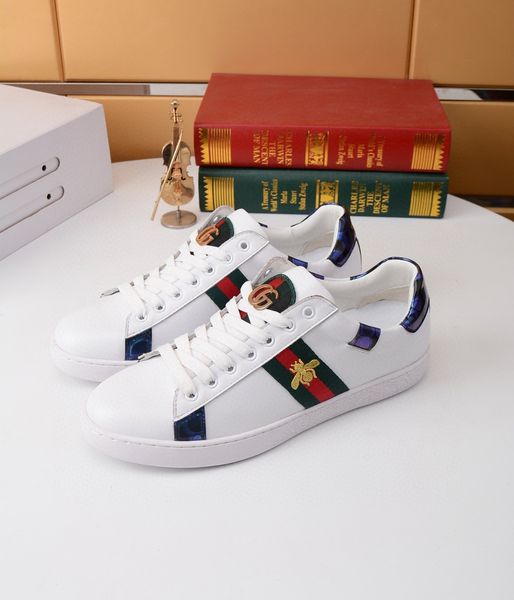 new11 luxury high-quality casual men's shoes fashion all-match sports shoes outdoor comfortable men's shoes original box packaging, Black
new11 luxury high-quality casual men's shoes fashion all-match sports shoes outdoor comfortable men's shoes original box packaging, Black