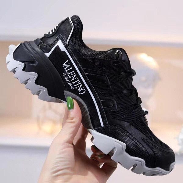 2020i new trend retro leather casual shoes, breathable men and women outdoor sports shoes, fashion wild party lovers shoes size 35-451, Black
2020i new trend retro leather casual shoes, breathable men and women outdoor sports shoes, fashion wild party lovers shoes size 35-451, Black
