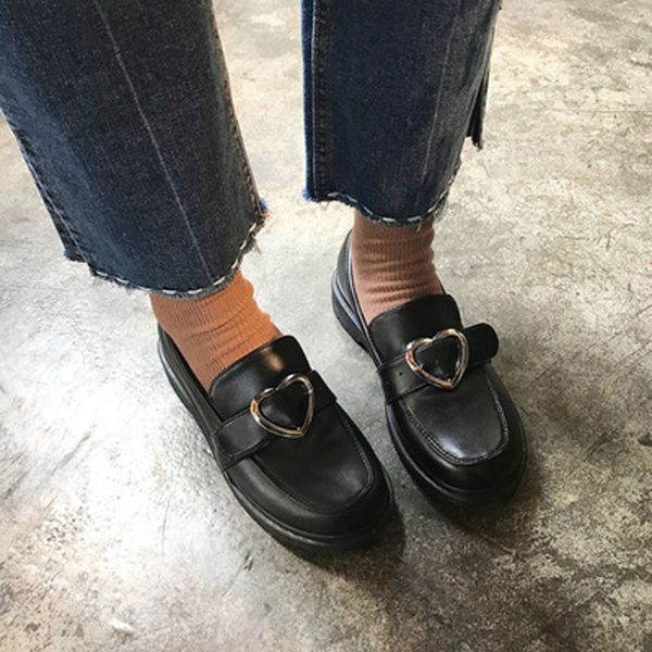 leather shoes 2020 women's flat shoes fashion retro round head british women's flat heart big head small leather, Black
leather shoes 2020 women's flat shoes fashion retro round head british women's flat heart big head small leather, Black