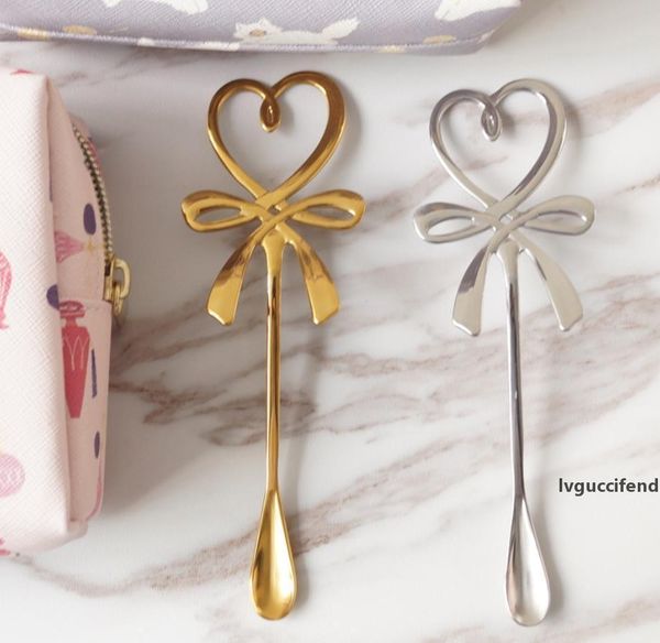 3d bow knot heart shaped spoon mini coffee tea dessert spoon hanging spoon glod silver stainless steel flatware sn1073
3d bow knot heart shaped spoon mini coffee tea dessert spoon hanging spoon glod silver stainless steel flatware sn1073