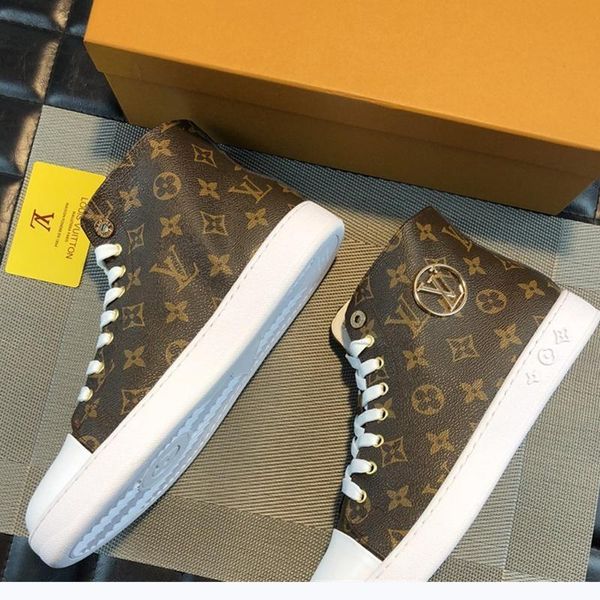 2020wl new luxury men's casual fashion sneakers for sale, outdoor travel, sports laces, original box, fast delivery, Black
2020wl new luxury men's casual fashion sneakers for sale, outdoor travel, sports laces, original box, fast delivery, Black