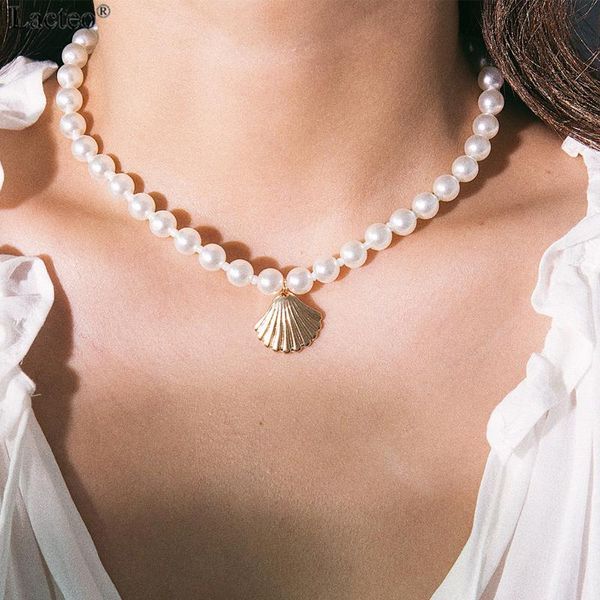 lacteo bohemian imitation pearl collar choker necklaces fashion golden alloy shell scallop pendant necklace for women jewelry, Silver
lacteo bohemian imitation pearl collar choker necklaces fashion golden alloy shell scallop pendant necklace for women jewelry, Silver