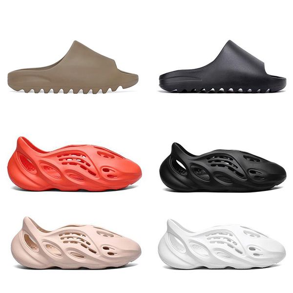 2020 new kanye west slides men women slippers runner slide resin bone desert sand triple black fashion men slides beach size 36-45
2020 new kanye west slides men women slippers runner slide resin bone desert sand triple black fashion men slides beach size 36-45