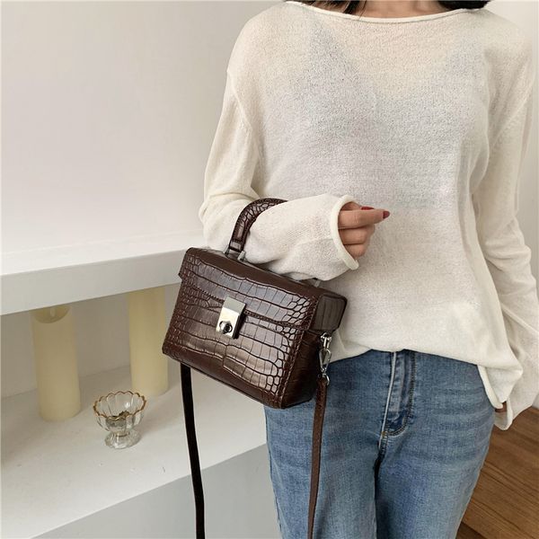 vintage alligator pattern small tote bags for women 2020 luxury handbags women bags designer pu leather shoulder messenger bags
vintage alligator pattern small tote bags for women 2020 luxury handbags women bags designer pu leather shoulder messenger bags