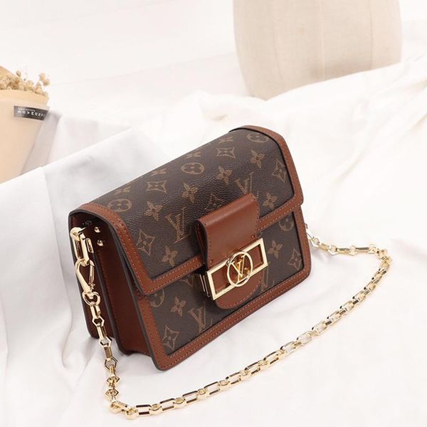 sac bandouli ère womens vintage leather shoulder small flap crossbody bags chain designer luxury lady bags shoulder bag messenger bag sale
sac bandouli ère womens vintage leather shoulder small flap crossbody bags chain designer luxury lady bags shoulder bag messenger bag sale