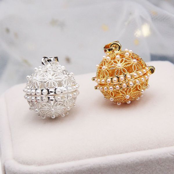 mmyeg copper chant gold color protection clove hollow pearl sachet hanfu hanging ball ball pendant ornaments waist ornaments hand tribute pe, Silver
mmyeg copper chant gold color protection clove hollow pearl sachet hanfu hanging ball ball pendant ornaments waist ornaments hand tribute pe, Silver