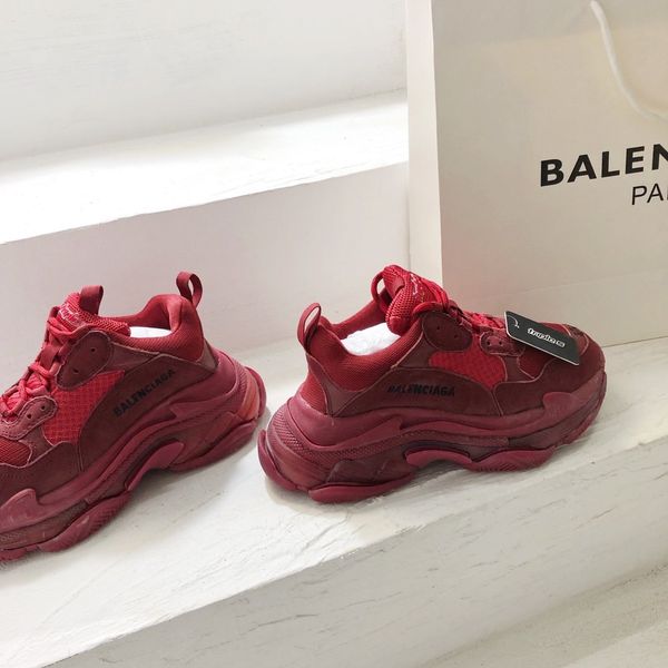 luxury designer fh triple s clear sole sneakers for men and women leather cushion thick-soled sneakers high-quality casual shoes
luxury designer fh triple s clear sole sneakers for men and women leather cushion thick-soled sneakers high-quality casual shoes