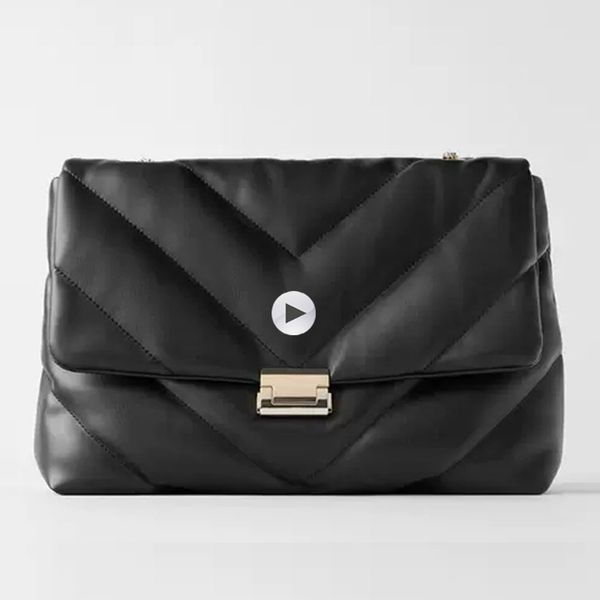 new solid color pu leather crossbody bags 2020 summer chain crossbody bag designer lady shoulder messenger handbags clutch purse
new solid color pu leather crossbody bags 2020 summer chain crossbody bag designer lady shoulder messenger handbags clutch purse