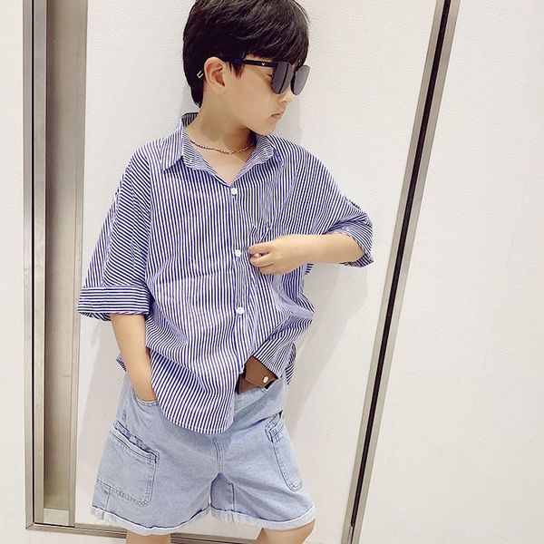short-sleeved 2020 new wear korean children's shirt children's clothing style striped shirt fashion for children and boys, White;black
short-sleeved 2020 new wear korean children's shirt children's clothing style striped shirt fashion for children and boys, White;black