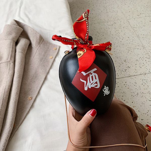women mini handbags design small bags for women 2020 new fashion wine bottle chain ladies crossbody shoulder messenger bag
women mini handbags design small bags for women 2020 new fashion wine bottle chain ladies crossbody shoulder messenger bag