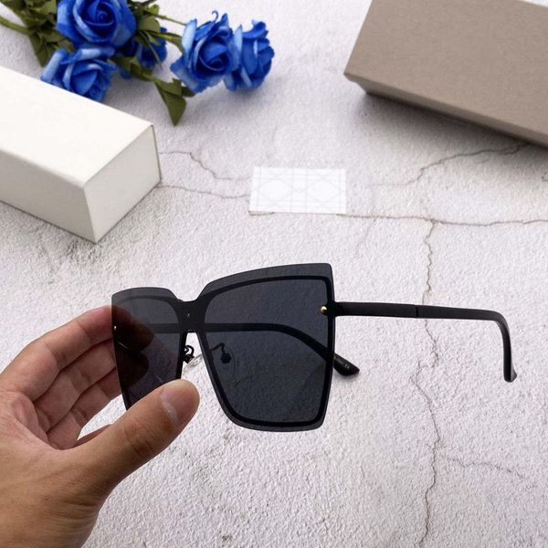 2020 new pattern fashion summer woman sunglasses womens beach goggle glasses uv400 050701 5 color with box1 superior quality, White;black
2020 new pattern fashion summer woman sunglasses womens beach goggle glasses uv400 050701 5 color with box1 superior quality, White;black