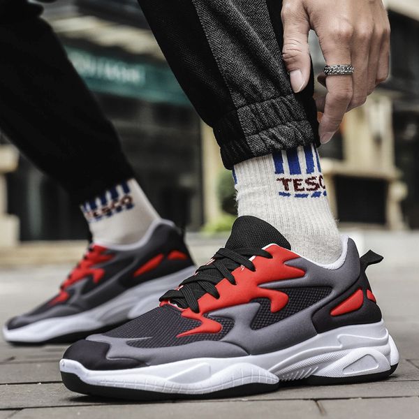 новый стиль мужской обуви летом сетки спортивной обуви 2020 trend men casual обуви run бушель chao обуви
новый стиль мужской обуви летом сетки спортивной обуви 2020 trend men casual обуви run бушель chao обуви