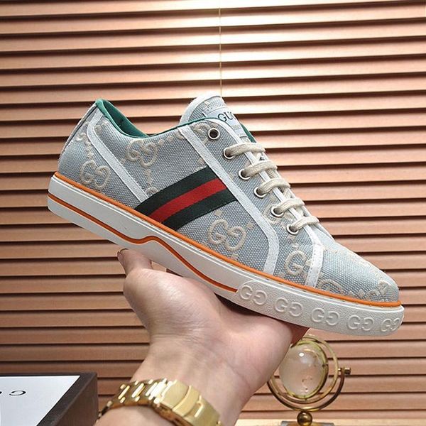 new 2020 men shoes sneakers breathable design men shoes running footwears with origin box mens tennis 1977 sneaker luxury style zapatos, Black
new 2020 men shoes sneakers breathable design men shoes running footwears with origin box mens tennis 1977 sneaker luxury style zapatos, Black