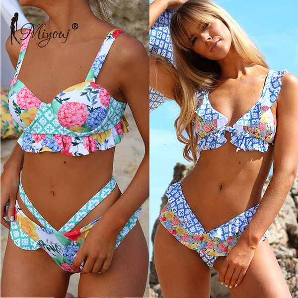 ruffled high waist bikini set bandeau swimsuit female push up bikinis 2020 mujer swimwear women bathing suit biquini xl, White;black
ruffled high waist bikini set bandeau swimsuit female push up bikinis 2020 mujer swimwear women bathing suit biquini xl, White;black