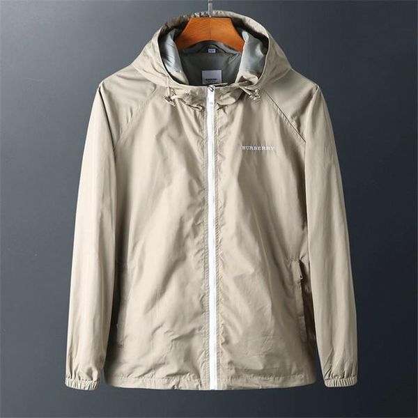 new production new style canada autumn and winter en homme winter parka outerwear hooded classic designer jacket, Black;brown
new production new style canada autumn and winter en homme winter parka outerwear hooded classic designer jacket, Black;brown