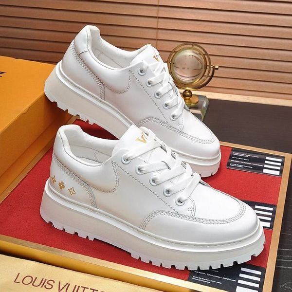 retro mens shoes vintage design chaussures pour hommes outdoors breathable fashion platform stylish shoes men flat abesses sneaker 2020 new
retro mens shoes vintage design chaussures pour hommes outdoors breathable fashion platform stylish shoes men flat abesses sneaker 2020 new