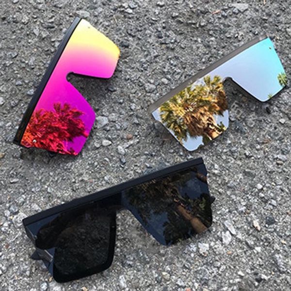 purple radiation protection sunglasses style trendy big frame siamese sunglasses 2020 new female street driving classic glasses, White;black
purple radiation protection sunglasses style trendy big frame siamese sunglasses 2020 new female street driving classic glasses, White;black