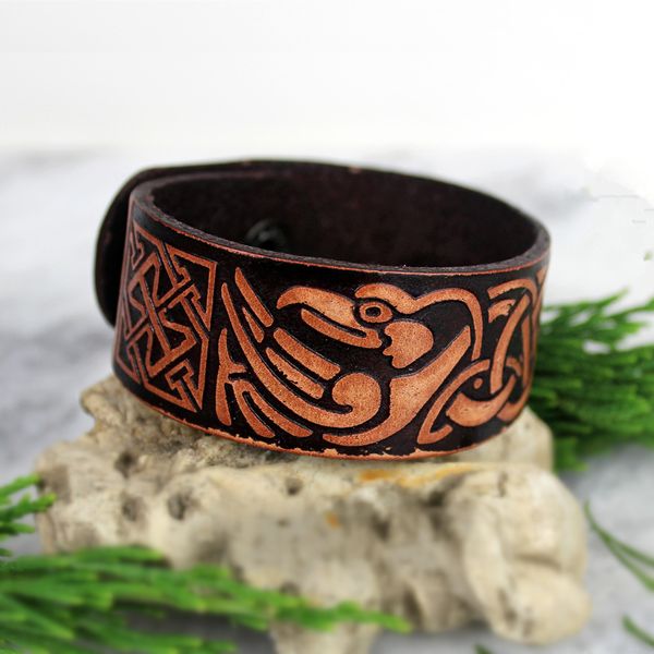 brown viking ravens of odin leather bracelet norse birds eagle wrist cuff celtics knot wristband nordic amulet jewelry, Golden;silver
brown viking ravens of odin leather bracelet norse birds eagle wrist cuff celtics knot wristband nordic amulet jewelry, Golden;silver