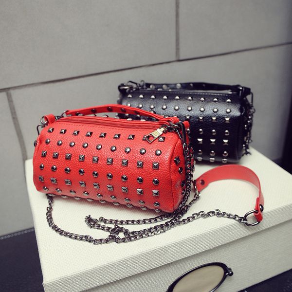 chain shoulder bag for women 2020 small handbag purse with rivets female tassel crossbody bags mini clutch red black bucket bag
chain shoulder bag for women 2020 small handbag purse with rivets female tassel crossbody bags mini clutch red black bucket bag