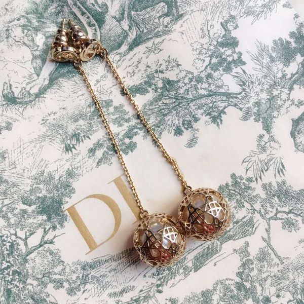 dijia/d letter fishing net earrings 925 silver needle 2020 new temperament versatile, White
dijia/d letter fishing net earrings 925 silver needle 2020 new temperament versatile, White
