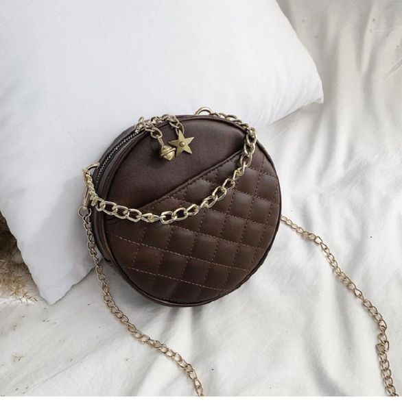 весна тенденции алмазы небольшой круглый мешок корейская версия небольшого свежего звезда подвесок мешок цепь мессенджер
весна тенденции алмазы небольшой круглый мешок корейская версия небольшого свежего звезда подвесок мешок цепь мессенджер