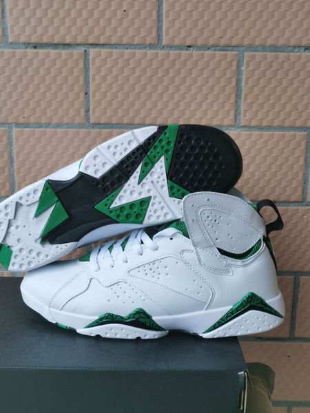 2020 high 7s white green leather breathable shoes outdoor shoes men shoes size 40-47
2020 high 7s white green leather breathable shoes outdoor shoes men shoes size 40-47