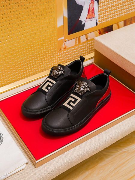2019j leather low men's tide shoes, comfortable sports and leisure wild white shoes, original packaging shoe box delivery 38-44, Black
2019j leather low men's tide shoes, comfortable sports and leisure wild white shoes, original packaging shoe box delivery 38-44, Black
