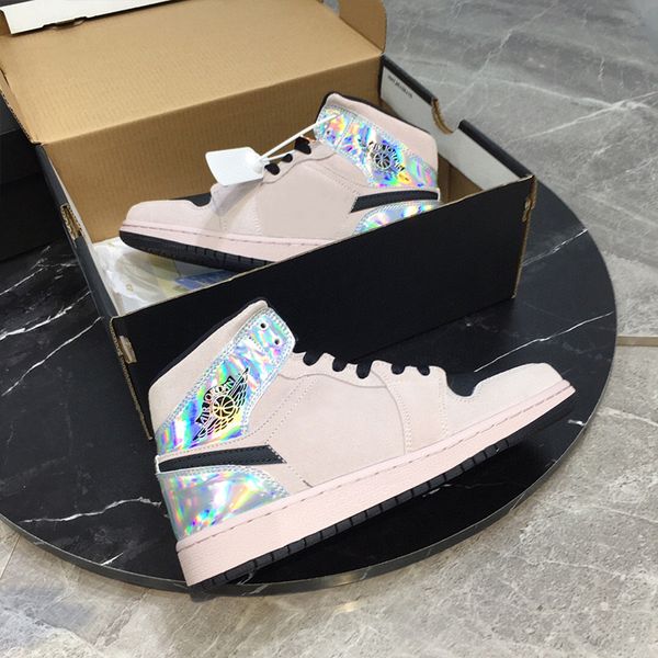 designer womens casual shoes luxury pink black color matching reflective rainbow tail round head sneakers with box size 35-46
designer womens casual shoes luxury pink black color matching reflective rainbow tail round head sneakers with box size 35-46