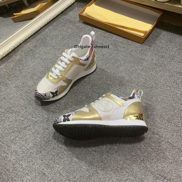 2021-2020u limited edition men 's and women 's classic alphabet low -casual sports shoes ,high -end fashion wild couple part, Black
2021-2020u limited edition men 's and women 's classic alphabet low -casual sports shoes ,high -end fashion wild couple part, Black