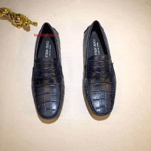 2019 new casual shoes 2078 guan men dress shoes boots loafers drivers buckles sneakers sandals, Black;green
2019 new casual shoes 2078 guan men dress shoes boots loafers drivers buckles sneakers sandals, Black;green
