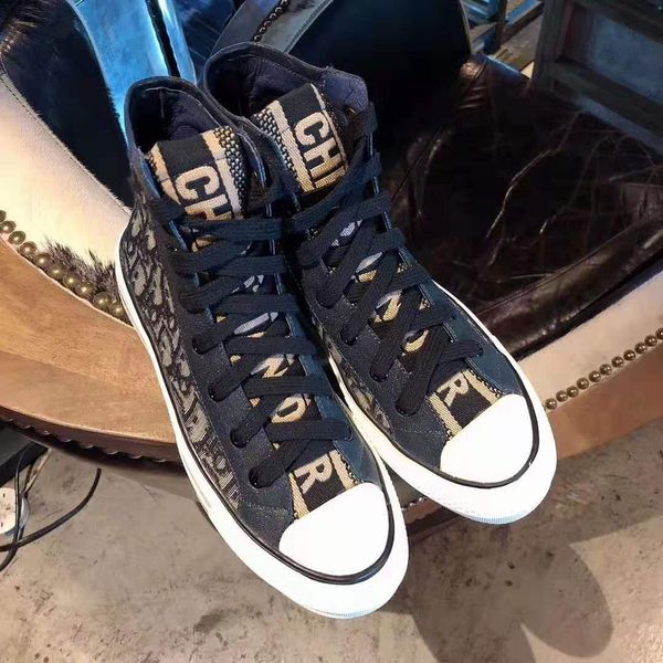 2019w autumn and winter new d letter high shoes women's wild embroidery tide shoes casual shoes, original box delivery
2019w autumn and winter new d letter high shoes women's wild embroidery tide shoes casual shoes, original box delivery