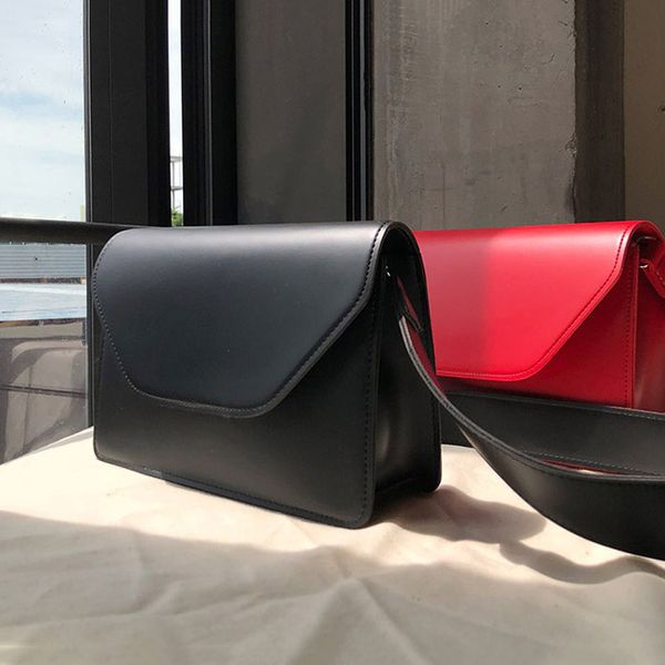 luxury shoulder bag for women pu leather ladies handbags totes bag designer day clutches female 2020 new phone purse
luxury shoulder bag for women pu leather ladies handbags totes bag designer day clutches female 2020 new phone purse
