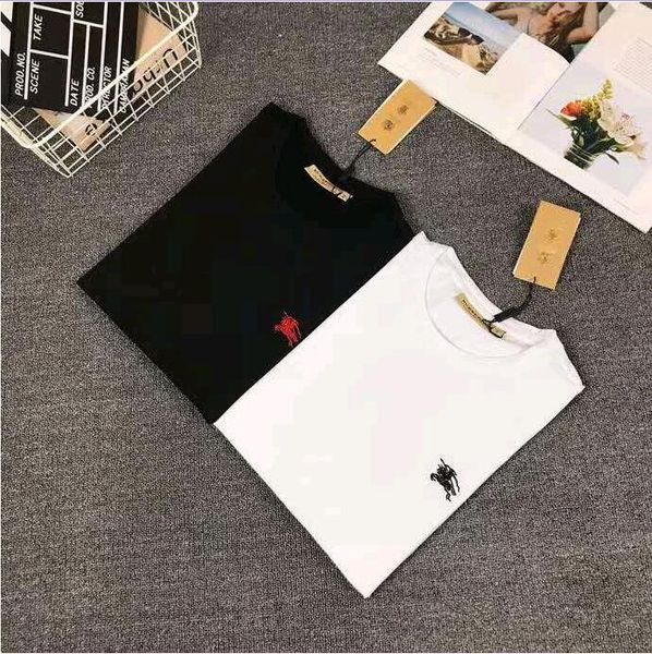 spring/summer 2020 new classic embroidered small label war horse short sleeve cotton t-shirt for both men and women is loose, White
spring/summer 2020 new classic embroidered small label war horse short sleeve cotton t-shirt for both men and women is loose, White