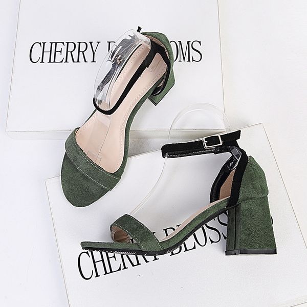 2020 han edition thick with suede round head hollow out shopping with ms word cingulate high-heeled shoes color sandals, Black
2020 han edition thick with suede round head hollow out shopping with ms word cingulate high-heeled shoes color sandals, Black