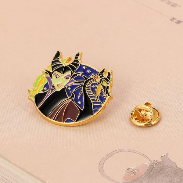 movie jewelry personality demon witch maleficent brooches sleeping curse brooch black witch queen pin cartoon trendy pin gift, Gray
movie jewelry personality demon witch maleficent brooches sleeping curse brooch black witch queen pin cartoon trendy pin gift, Gray