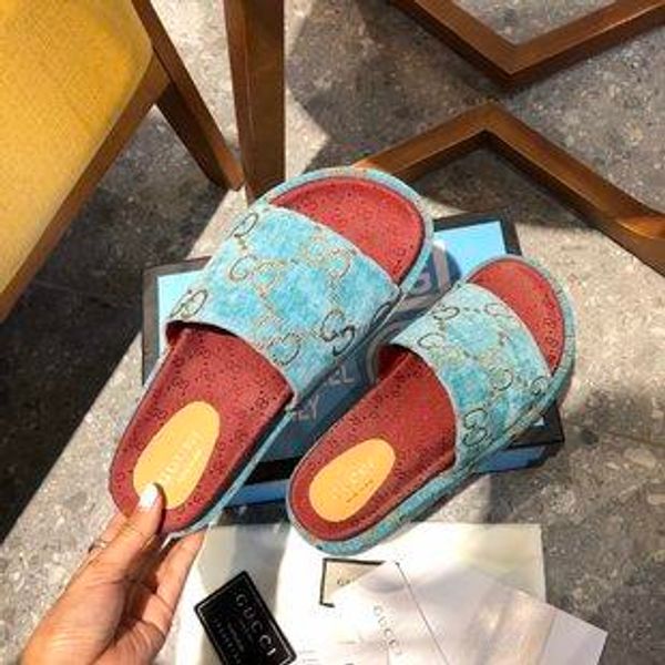 2020 new style women's 573018 slide sandal classic fashion designer ladies red strawberry colored flip flops popular brands with th, Red;white
2020 new style women's 573018 slide sandal classic fashion designer ladies red strawberry colored flip flops popular brands with th, Red;white