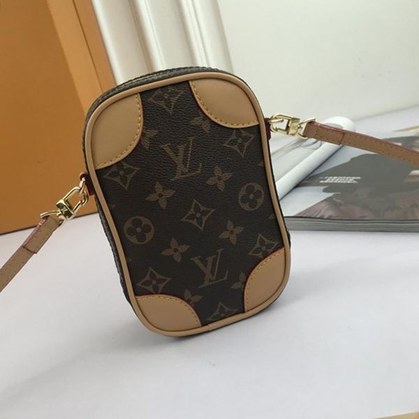 trend womens bag zipper mini shoulder bags leather women crossbody bags new arrival ladies messenger bag with origin box
trend womens bag zipper mini shoulder bags leather women crossbody bags new arrival ladies messenger bag with origin box