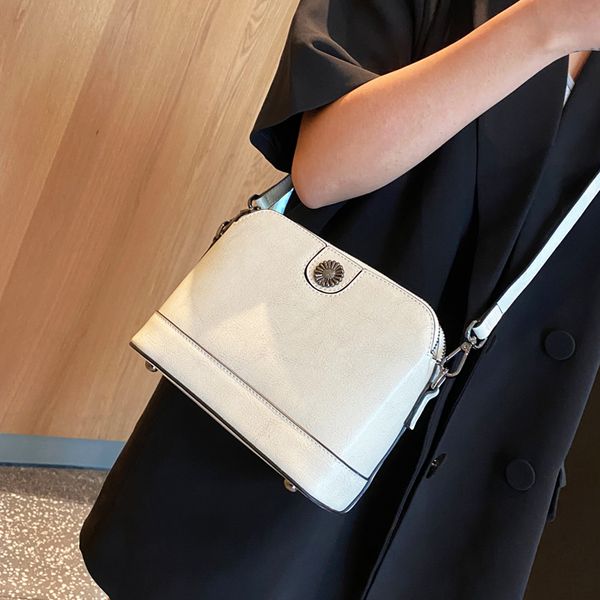 bags for women 2020 summer new oil wax leather shoulder female crossbody all-match shell bag luxury handbags women bags designer
bags for women 2020 summer new oil wax leather shoulder female crossbody all-match shell bag luxury handbags women bags designer