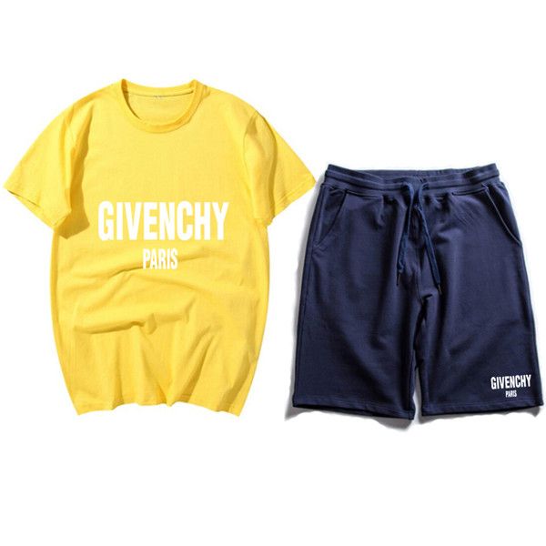 gucci лето мужские наборы с коротким рукавом печать tracksuit мужчины спортивная одежда casual 2 шт комплект футболка + шорты костюмы мужски, Black;white
gucci лето мужские наборы с коротким рукавом печать tracksuit мужчины спортивная одежда casual 2 шт комплект футболка + шорты костюмы мужски, Black;white