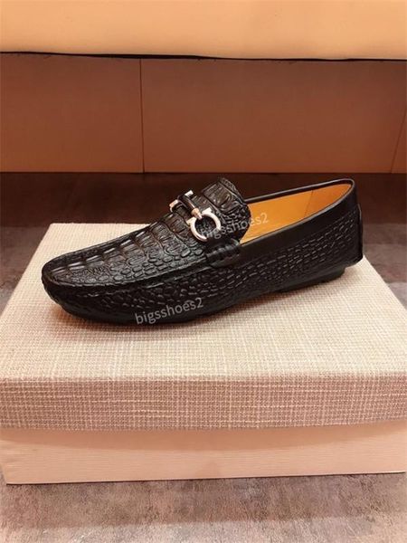 latest shoes men technical knit canvas sneaker buckle details white and black rubber sole b23 brand logo hy200609
latest shoes men technical knit canvas sneaker buckle details white and black rubber sole b23 brand logo hy200609