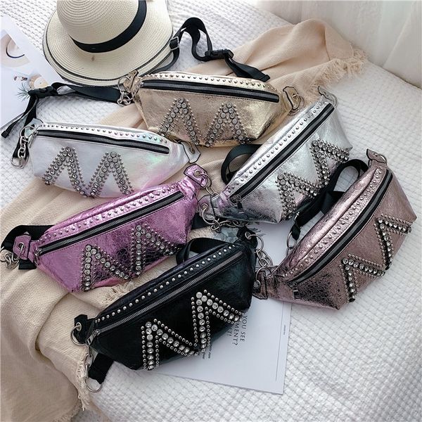 niche small female 2019 new all-match simple slanting chest chain net red small black bag fashion running bag, White
niche small female 2019 new all-match simple slanting chest chain net red small black bag fashion running bag, White