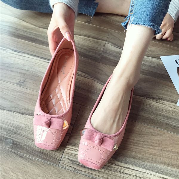 spring 2020 new square head shallow mouth single shoes female soft bottom soft bottom large size retro peas shoes, Black
spring 2020 new square head shallow mouth single shoes female soft bottom soft bottom large size retro peas shoes, Black