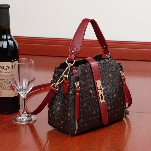 ck women's new postman shoulder small 2019 fashion messenger women 2020 shoulder portable small bag bucket bag fashion
ck women's new postman shoulder small 2019 fashion messenger women 2020 shoulder portable small bag bucket bag fashion