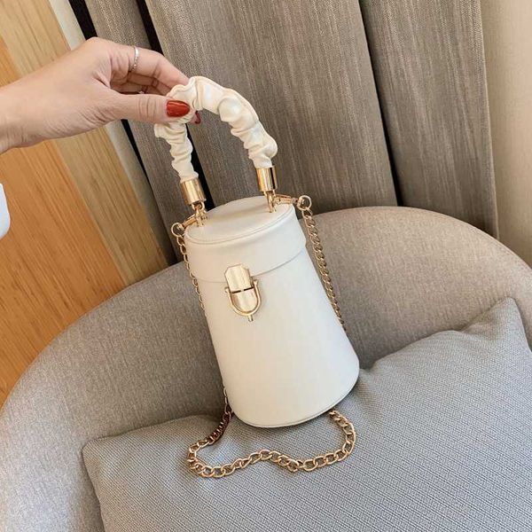 stone pattern pu leather tote bags crossbody bags for women 2020 summer round shoulder messenger bag female luxury handbags
stone pattern pu leather tote bags crossbody bags for women 2020 summer round shoulder messenger bag female luxury handbags