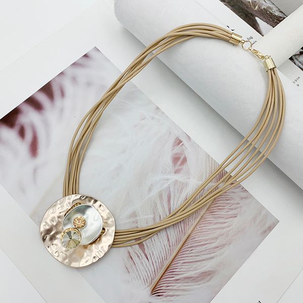 round alloy crystal pendant choker necklace multilayer leather chain short necklaces for lady women 2020 wedding party gifts, Silver
round alloy crystal pendant choker necklace multilayer leather chain short necklaces for lady women 2020 wedding party gifts, Silver