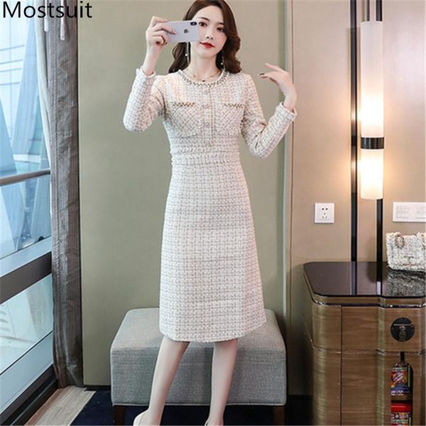 2019 winter tweed beading vintage midi dress women long sleeve o-neck slim elegant ladies fashion dresses vestidos high quality, Black;gray
2019 winter tweed beading vintage midi dress women long sleeve o-neck slim elegant ladies fashion dresses vestidos high quality, Black;gray